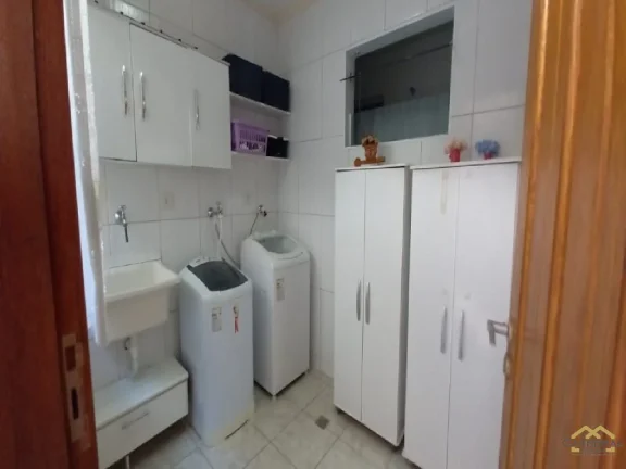 Imagem Casa a Venda com 3 quartos e 2 vagas no bairro Almerinda Chaves - Jundiaí/SP