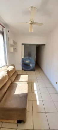 Imagem Apartamento venda na quadra da praia no Boqueirão em Santos