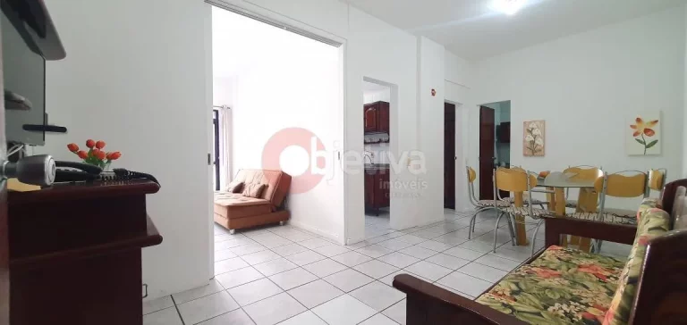 Imagem Apartamento linear, 2 quartos, 76 m², a 50 m da Praia do Forte - Cabo Frio