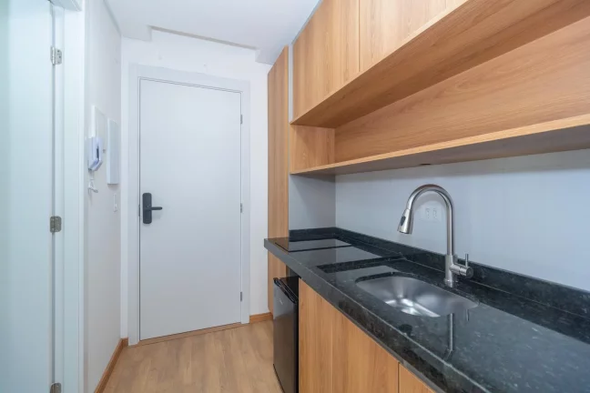 Imagem Apartamento de 1 quarto no bairro Água Verde