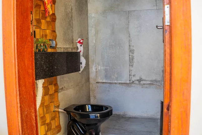 Imagem Imperdível: Casa à venda em Campo Grande-MS, Vila Palmira - 3 quartos, 1 suíte, 3 salas, 3 banheiros, 3 vagas, 169,84 m².