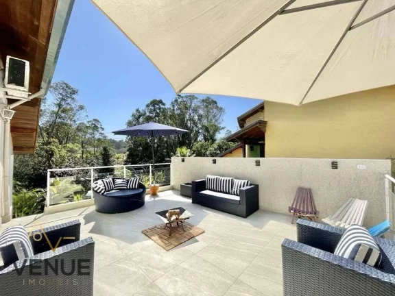 Imagem Casa com 4 dormitórios à venda, 365 m² por R$ 2.568.000,00 - Jardim do Golf I - Jandira/SP