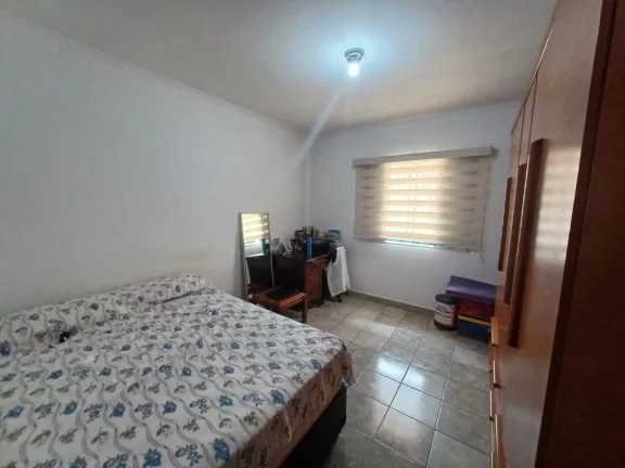 Imagem Casa com 4 dormitórios à venda, 158 m² por R$ 700.000,00 - Centro - Suzano/SP
