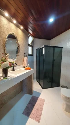 Imagem Casa à venda no Bairro Grageru - Espaçosa e Arejada | Imóvel em Destaque!