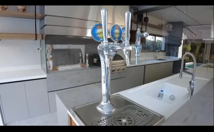 Foto do imóvel: Casa em Condomínio para Venda em Bertioga, Riviera, 8 dormitórios, 8 suítes, 9 banheiros, 6 vagas