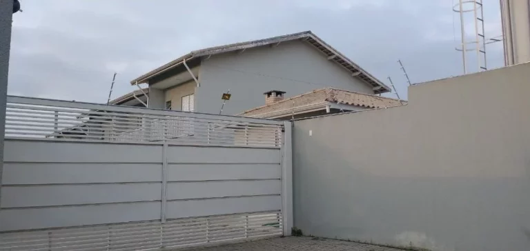 Imagem Sobrado com 3 dormitórios à venda, 113 m² por R$ 430.000,00 - Caxangá - Suzano/SP