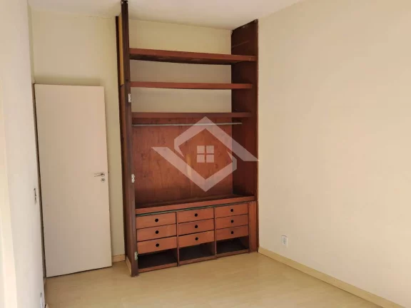Imagem Apartamento de 3 Quartos para Venda no Flamengo com 130 m²