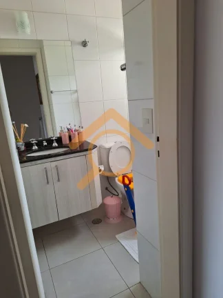 Imagem Imperdível oportunidade: Casa à venda em São Paulo-SP, Vila Gea, 3 quartos, 1 suíte, 2 salas, 3 banheiros, 2 vagas, 140m²!