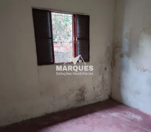 Imagem Imovel com 3 casas, terreno de 400m2