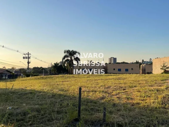 Imagem Terreno comercial com 2.500 m² na Avenida Ermelindo Maffei em Itu SP