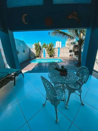 Imagem Casa alto padrão com 3 dormitórios sendo 1 suíte master e 4 vagas- Itacolomi | Balneário Piçarras/SC