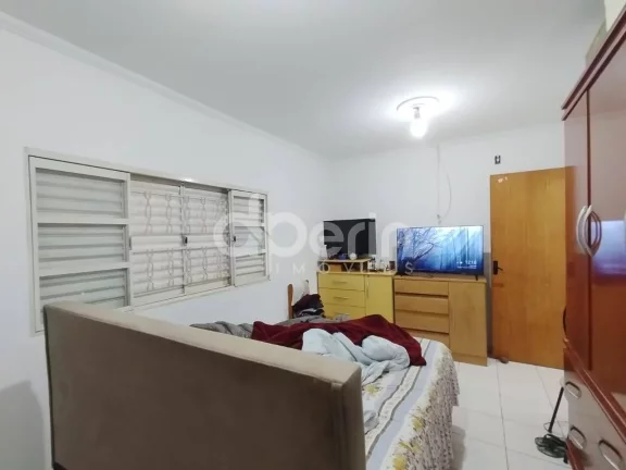 Imagem CASA À VENDA - JARDIM PARAISO
