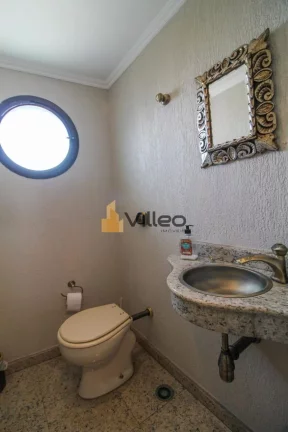 Imagem Descrição 
257 m²
3 suítes 
6 banheiros
3 vagas
Piscina
Condomínio com lazer completo 

Aconche...
