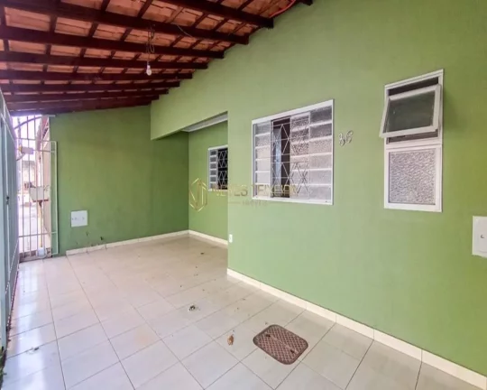 Imagem Excelente Casa na QE 38 do Guará 2!!!