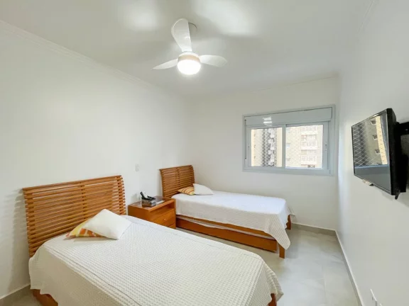Imagem Impecável apartamento à venda em Riviera de São Lourenço Módulo 06: 3 quartos, 2 suítes, 2 salas, 2 vagas, 145,28m² de área.