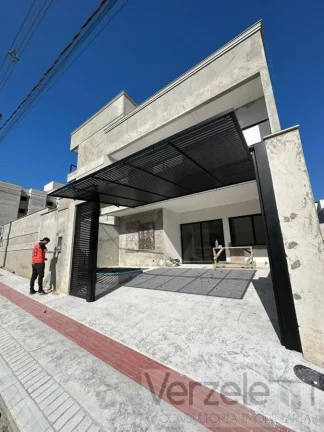 Imagem Casa / Sobrado para Venda em Camboriú / SC no bairro São Francisco de Assis
