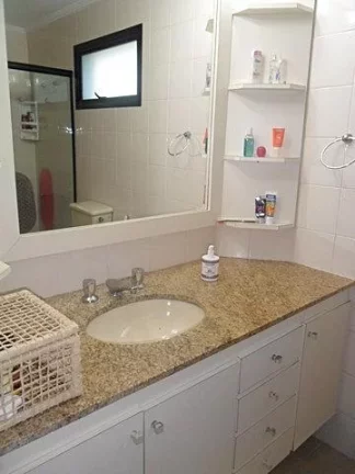 Imagem Pitangueiras - Lindo Apartamento, Vista Maravilhosa do Mar, Calçadão, 1 por andar
