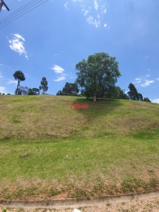 Excelente terreno em Condominio Fechado.
