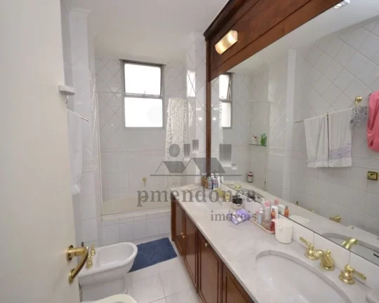 Imagem Apartamento maravilhoso, com living amplo para 02 ambientes, terraço, lavabo, 03 dormitórios sendo...