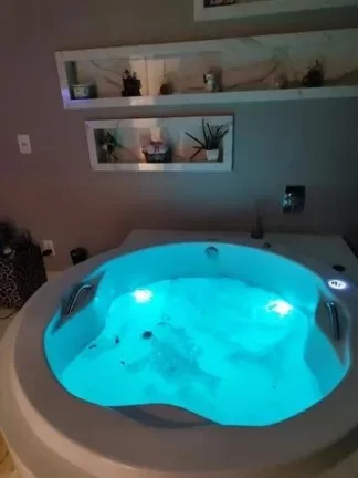 Imagem Casa em Condomínio para Venda em Cuiabá / MT no bairro Condomínio Primor das Torres