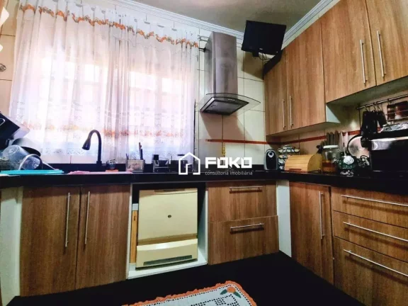 Imagem Venda de Casa Térrea com 2 dormitórios, 1 suite, 2 vagas à venda, 125 m² por R$ 550.000 - Parque Continental I - Guarulhos/SP
