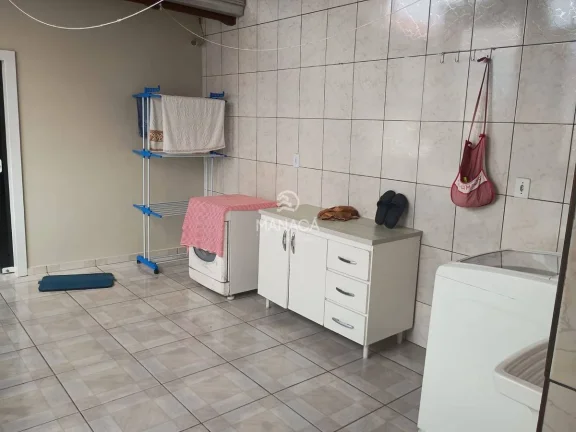 Imagem LINDA CASA MOBILIADA COM EDÍCULA, PISCINA AQUECIDA E ENERGIA SOLAR – BARRA VELHA/SC