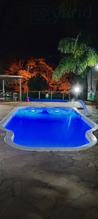 Imagem Chácara à venda em Jundiaí-SP, bairro Ivoturucaia: 2 quartos, 1 suíte, 1 sala, 2 banheiros, 259m². Aproveite essa oportunidade!