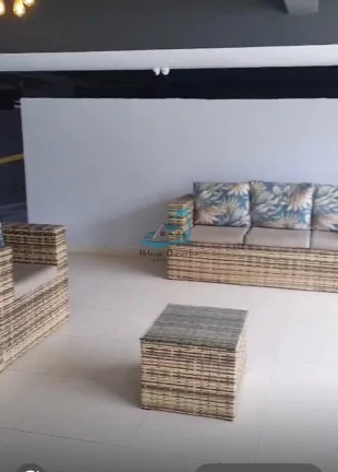 Imagem Apartamento a venda com 2 dormitórios e varanda gourmet no centro de Ubatuba.