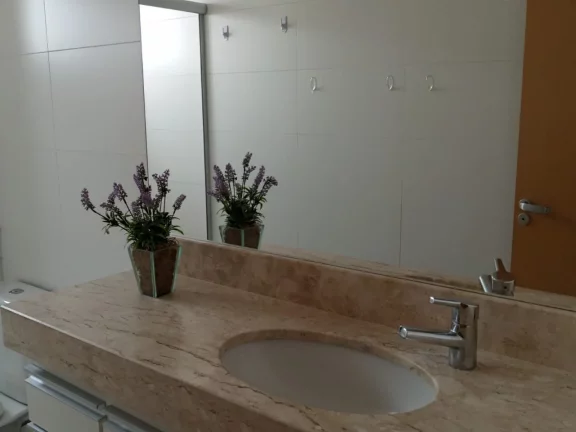 Imagem Apartamento em excelente localização, medindo 46m² de área útil, contendo 1 dormitório com arm...