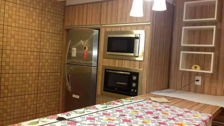 Imagem CASA COM 5 QUARTOS, MUITO PROXIMO AO CENTRO DE NOVA FRIBURGO