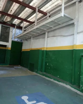 Imagem Galpão na Av. Corifeu de Azevedo com 250m²