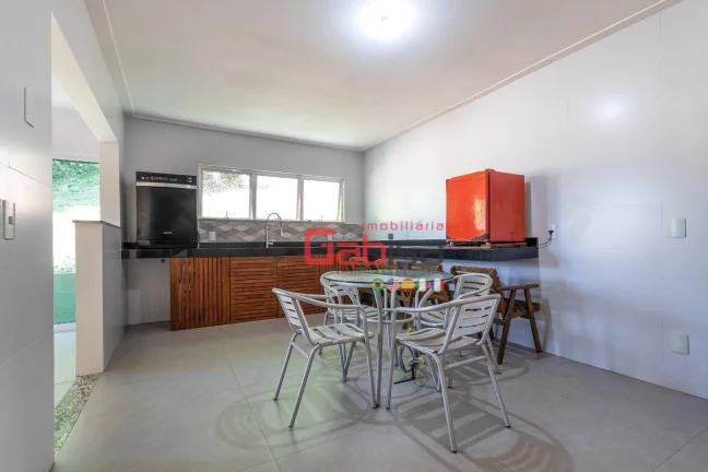 Imagem Casa com 6 dormitórios à venda, 400 m² por R$ 3.150.000 - Village de Búzios - Armação dos Búzios/RJ