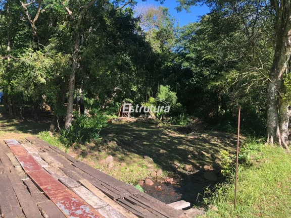 Imagem Chácara no Pé de Plátano, refúgio junto a natureza para sua família