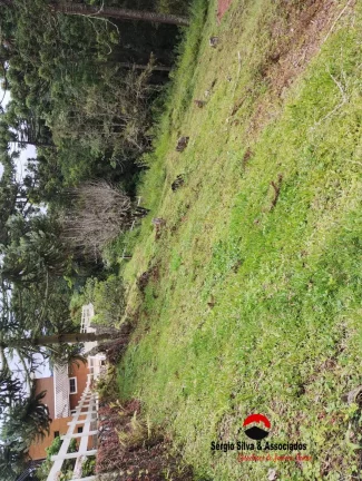 Imagem Terreno a Venda na Região da Vila Natal em Campos do Jordão -sp.