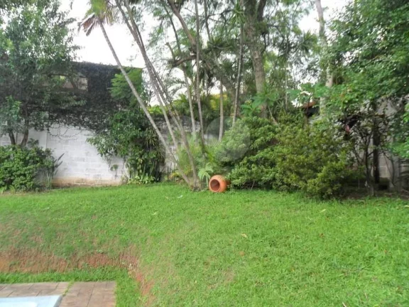 Imagem Sobrado à venda com 3 quartos, sendo 1 suíte, em Vila São Francisco, São Paulo - SP