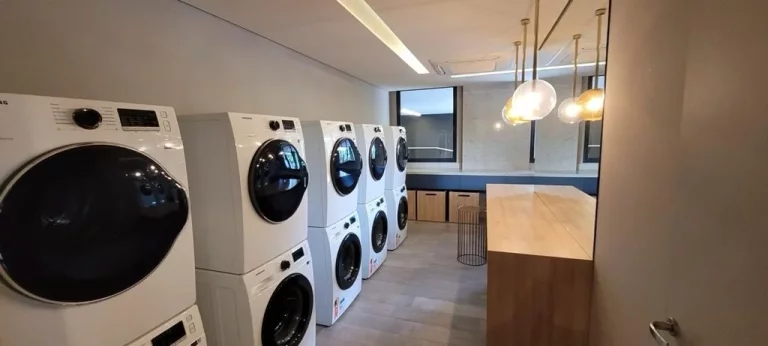 Apartamento com 1 Quarto à Venda, 27 m² em Mont Serrat - Porto Alegre