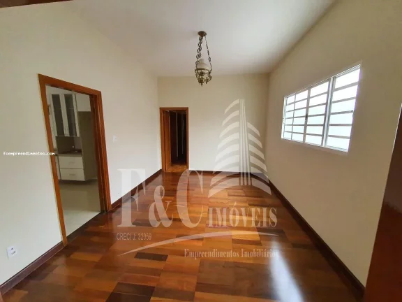 Imagem Casa para Venda em Araras, Centro, 3 dormitórios, 1 suíte, 1 banheiro, 3 vagas