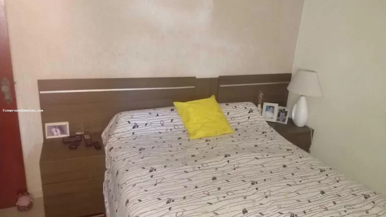 Imagem Apartamento para Venda em Limeira, Jardim Presidente Dutra, 2 dormitórios, 1 banheiro, 1 vaga