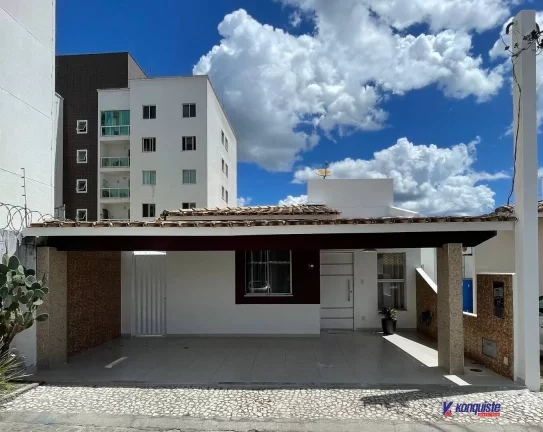 Imagem CASA À VENDA COM 3 QUARTOS, SENDO UM SUÍTE