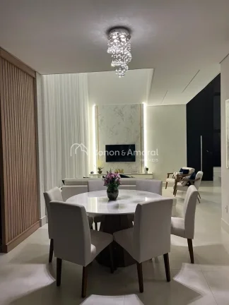 Imagem Esta casa é a expressão do luxo e do conforto, com uma série de características que a tornam ver...