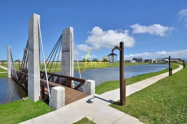 Imagem Terreno Condomínio Próximo a infra e a Lagoa com entrada de 40% e saldo em até 60x.