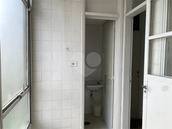 Imagem Apartamento à venda com 3 quartos, sendo 1 suíte, no condomínio Solar Castro Marim, São Paulo - SP
