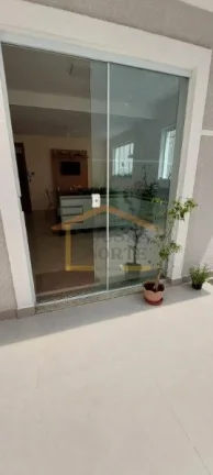 Imagem Excelente sobrado, 3 dormitórios, sendo 1 suíte com closet e varanda, mais 1 banheiro e 1 lavabo, ...