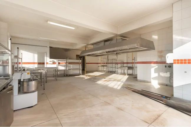 Imagem PRÉDIO COMERCIAL À VENDA EM PIRITUBA – 450M² – 3 ANDARES