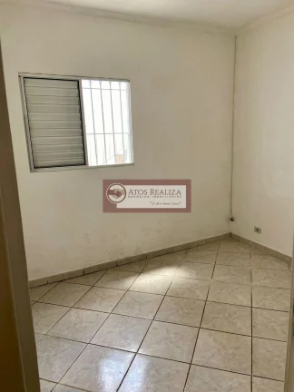 Imagem Vendo Excelente Oportunidade no Ipiranga. Vendo linda casa terrea no bairro do Ipiranga, próximo ao metro, 171m2 de área, com 4 dormitórios, sendo 2 suítes, 3 banheiros, 2 vagas de garagem, Quintal, copa e cozinha, salão nos fundos, Valor de Oportunidade 