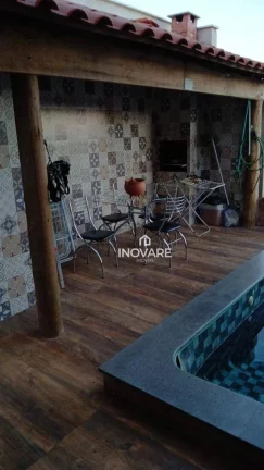 Imagem Casa com 3 dormitórios à venda, 170 m² por R$ 800.000,00 - Araporã - Araporã/MG