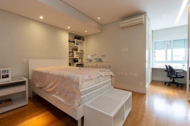 Imagem Pacaembu Apartamento 4 quartos, 3 suites, 5 vagas, 320 m2