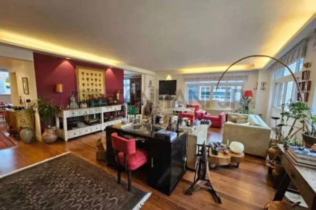 Imagem Imperdível Apartamento de Luxo à Venda em Jardim Paulista, São Paulo-SP: 3 Quartos, 3 Suítes, 4 Salas, 4 Banheiros, 3 Vagas de Garagem, 282m²!