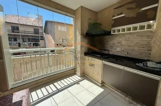 Imagem Apartamento aconchegante com 3 dormitórios, sendo 1 suíte, e 2 banheiros. Possui varanda, cozinha ...