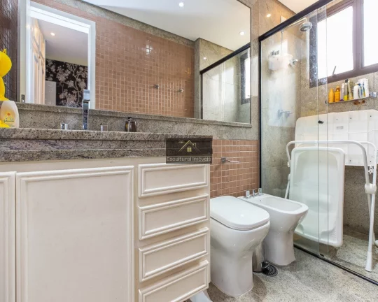 Imagem OPORTUNIDADE VILA ANDRADE LUXUOSO APARTAMENTO 254,00 M 4 SUÍTES SALA 3 AMBIENTES SALA LAREIRA VARANDA LAVABO 2 ESCRITÓRIOS LAZER 4 VAGAS E DEPÓSITO